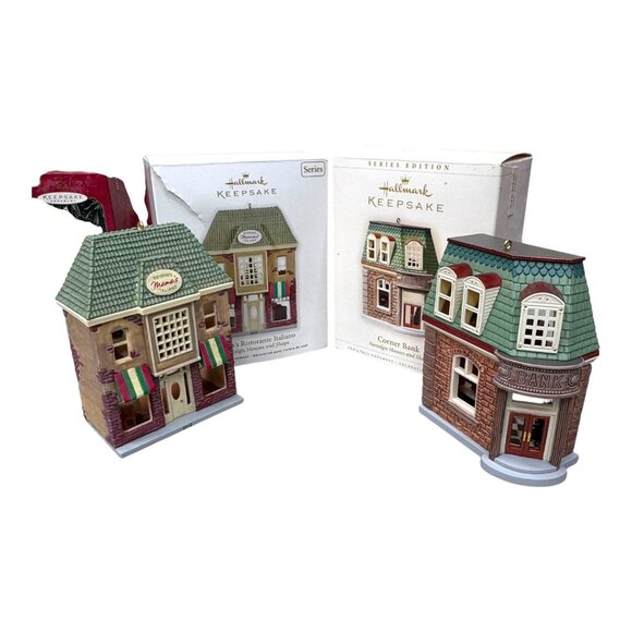 Hallmark Nostalgic Houses & Shops Set of 2 Mamas Restorante Italiano Corner Bank - Picture 1 of 6